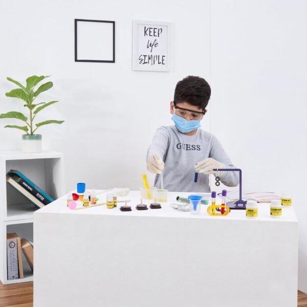 Amazon Brand - Jam & Honey Young Scientist Ultimate Science Kit for Boys and Girls | Over 120 Experiments | STEM Learning | Age 8+ | Birthday Gift | Toy for Kids - Image 2