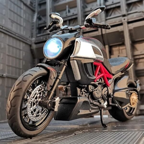 Police Motorcycle Toy - Pull Back Motorcycle Toys, Tiny Gift with Music Lighting, Latte Motorcycles Toy for Kids Boys Age 3-8 Year Old [New] (1.12 Ducati Diavel Carbon-RED/Black) - Image 5