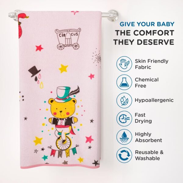 Mee Mee Micro Fiber Baby Bath Towel for New Born | Wash Cloth, Quick Absorbent, Extra Soft Cotton Towels for Kids/Toddlers/Infants/Babies, Pack of 1, Pink 70X110 CM - Image 2
