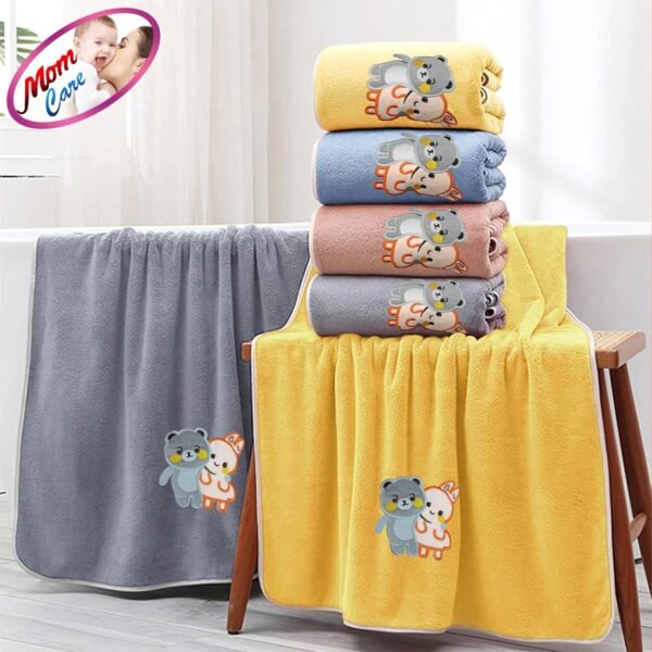 MOM CARE Cotton Microfibre Bath Towels for Kids -Extra Soft/Quick Dry/Strong Water Absorbent/Bathing Towel for Kids,Boys and Girls (Pack of 1) Random Color L-70Cm X B-140Cm, 450 Tc, Multicolor - Image 4