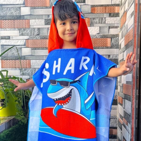 Dark Blue Shark Dive Poncho Towel for Kids | Hooded Bath Towels | 60 x 60cm Toddler Pool Towel for Boys & Girls, 1-7 Years | Cute & Cozy Bath/Beach Towel