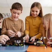 3b527867-6b52-451a-8c06-35db5aa2ce3d._CR0,0,1200,628_SX920_QL70_